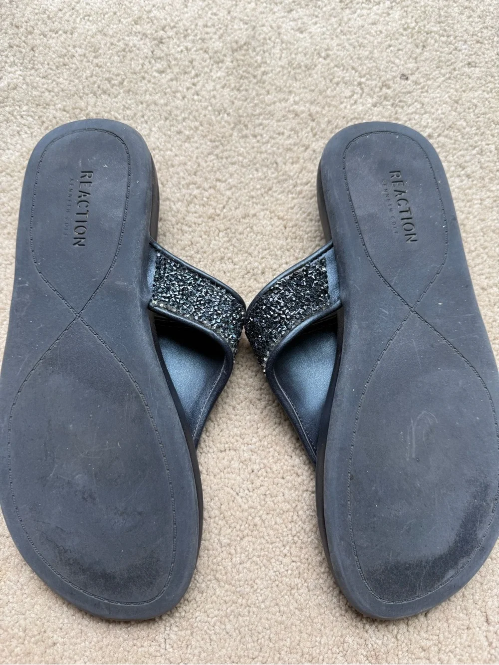 Vintage Kenneth Cole Reaction Navy Glitter Thong Slide Sandals Glam-athon